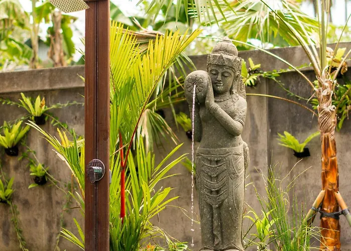 بيت ضيافة Lumbung Sari Wooden أوبود